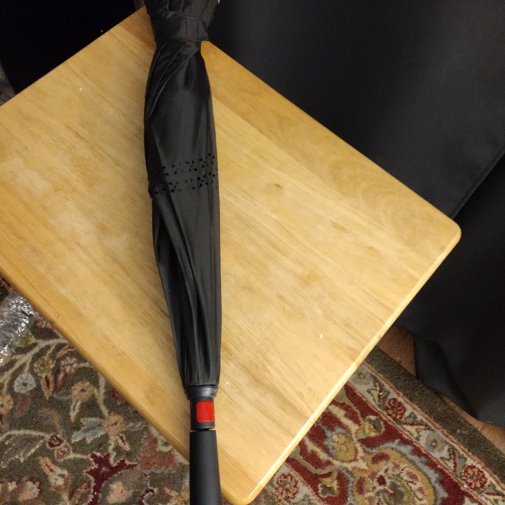 NEW Umbrella w/  flashlight Handle